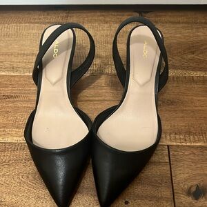 Aldo kitten, heel pointed toe shoes, size 8